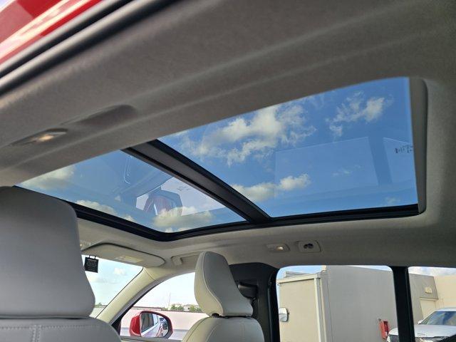 new 2025 Volvo XC40 car, priced at $50,260