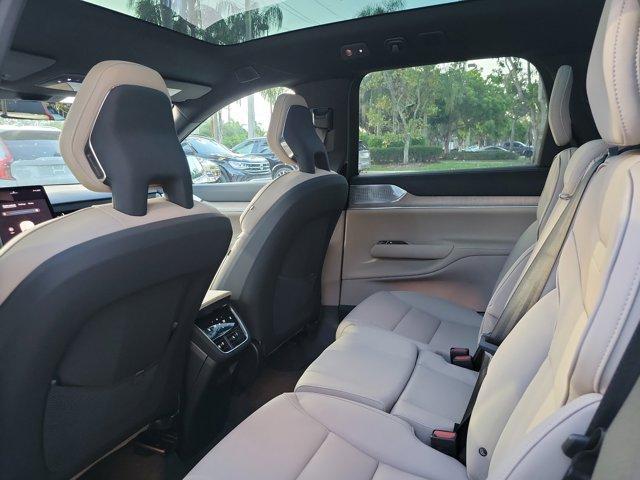 new 2025 Volvo EX90 car, priced at $87,305