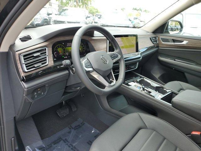 new 2025 Volkswagen Atlas car, priced at $50,666