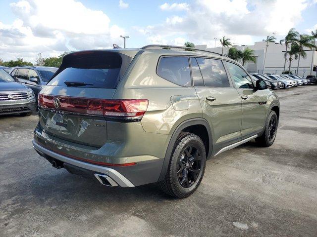 new 2025 Volkswagen Atlas car, priced at $45,707