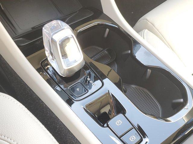 new 2025 Volvo XC40 car, priced at $46,889