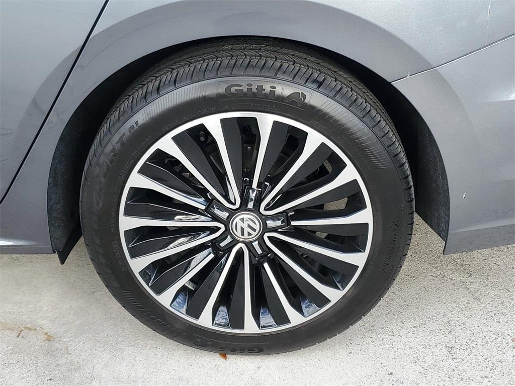 used 2022 Volkswagen Passat car, priced at $23,977