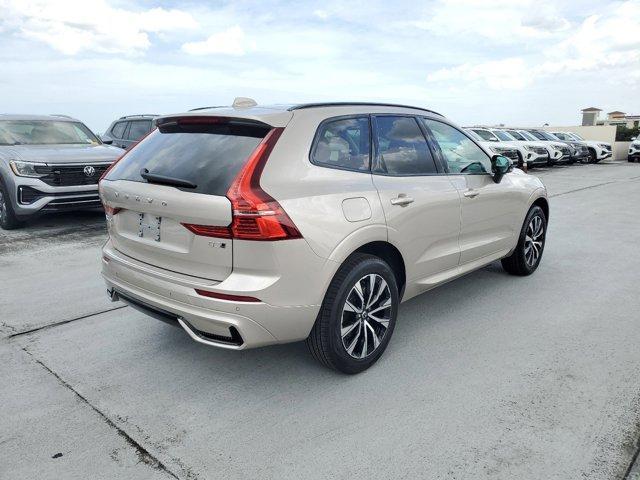 new 2025 Volvo XC60 car, priced at $50,325