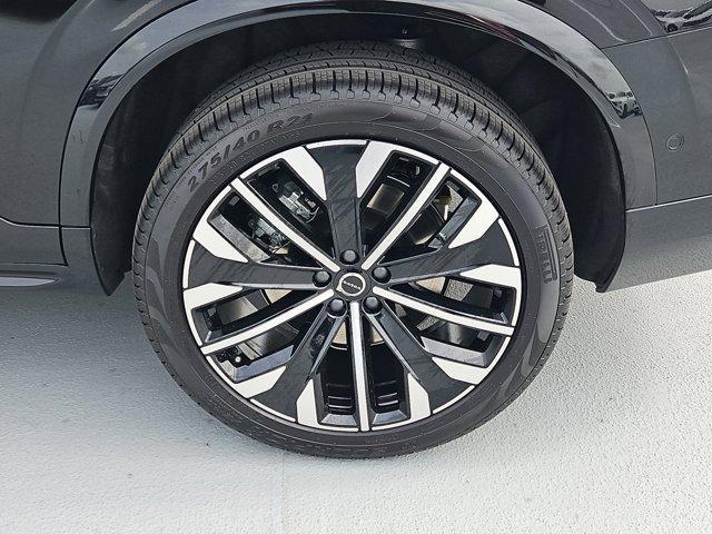 new 2025 Volvo XC90 car, priced at $62,628