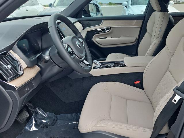 new 2025 Volvo XC90 car, priced at $62,628