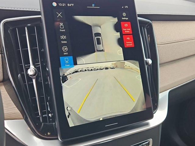 new 2025 Volvo XC90 car, priced at $62,628