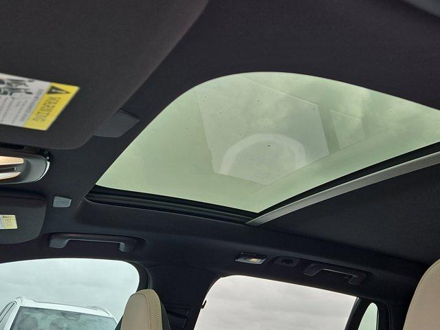new 2025 Volvo XC90 car, priced at $62,628