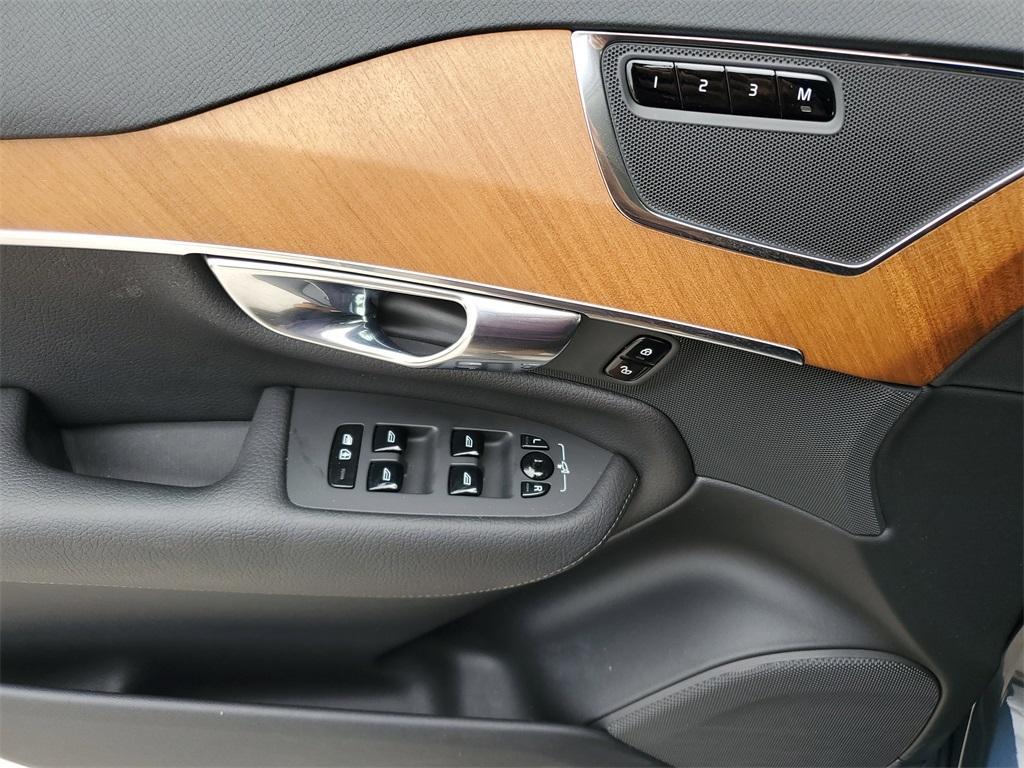 used 2022 Volvo XC90 car, priced at $42,988