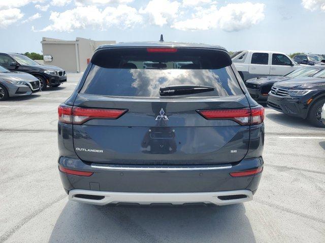 new 2024 Mitsubishi Outlander car, priced at $36,205