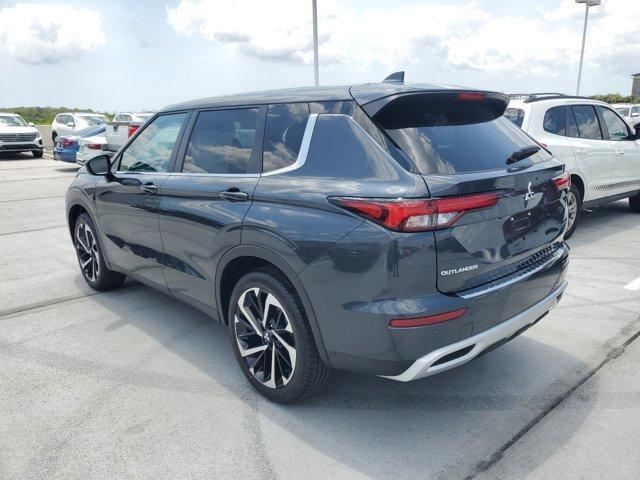 new 2024 Mitsubishi Outlander car, priced at $36,205