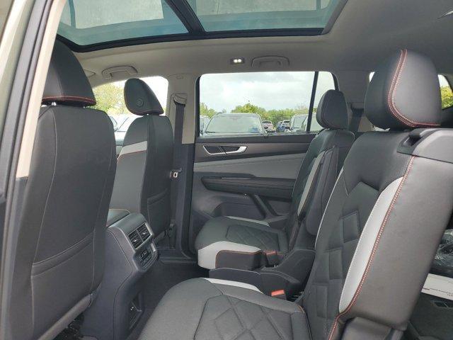 new 2025 Volkswagen Atlas car, priced at $46,137