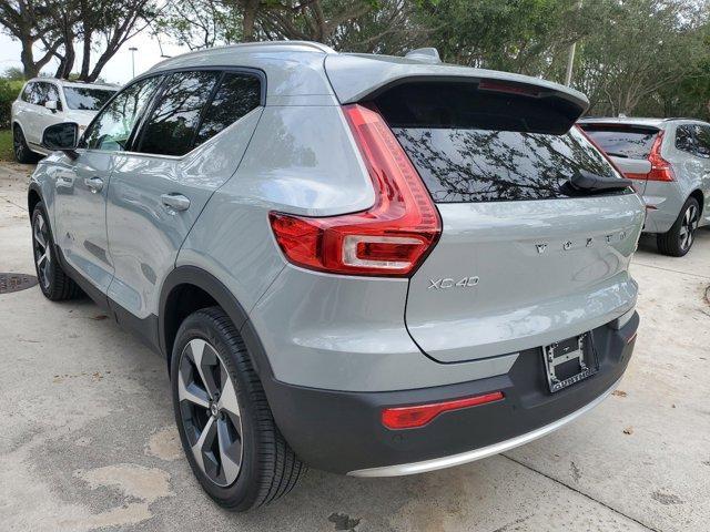 new 2025 Volvo XC40 car, priced at $47,200