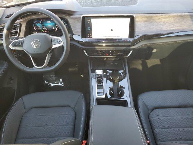 new 2025 Volkswagen Atlas car, priced at $46,702