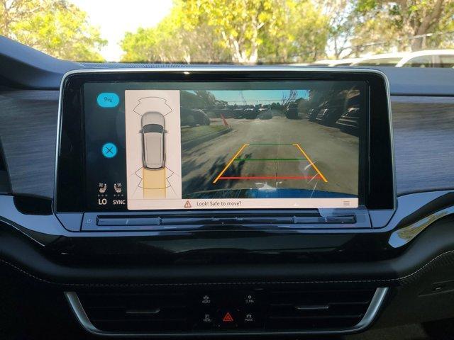 new 2025 Volkswagen Atlas car, priced at $46,702