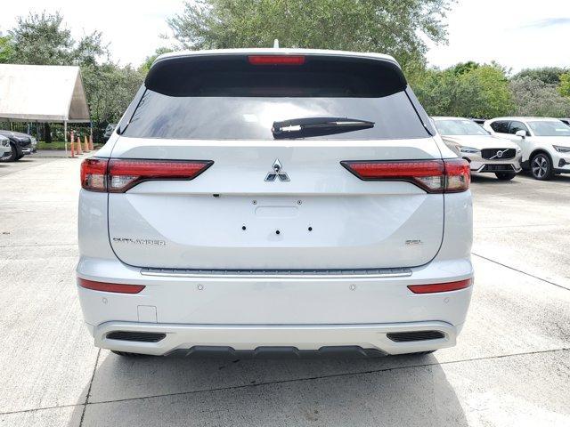 new 2024 Mitsubishi Outlander car, priced at $40,335