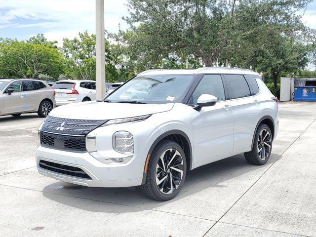 new 2024 Mitsubishi Outlander car, priced at $40,335