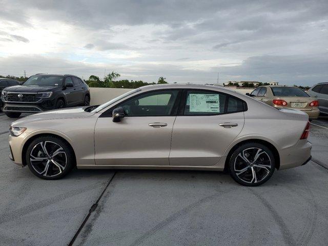 new 2024 Volvo S60 car, priced at $49,745