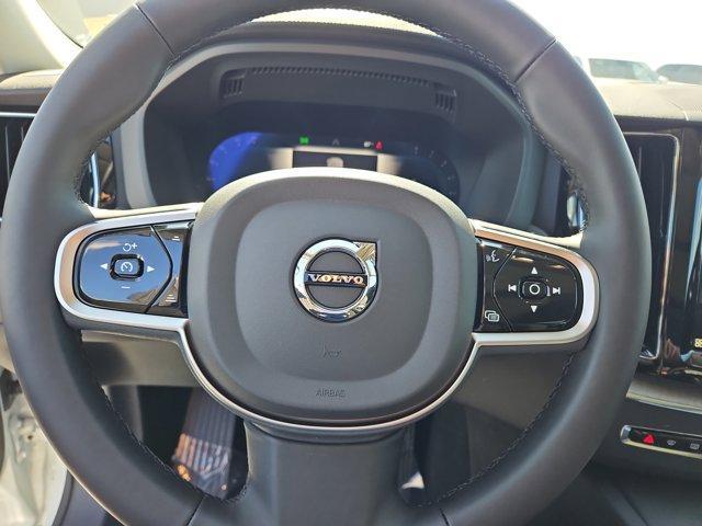 new 2025 Volvo XC60 car, priced at $52,857