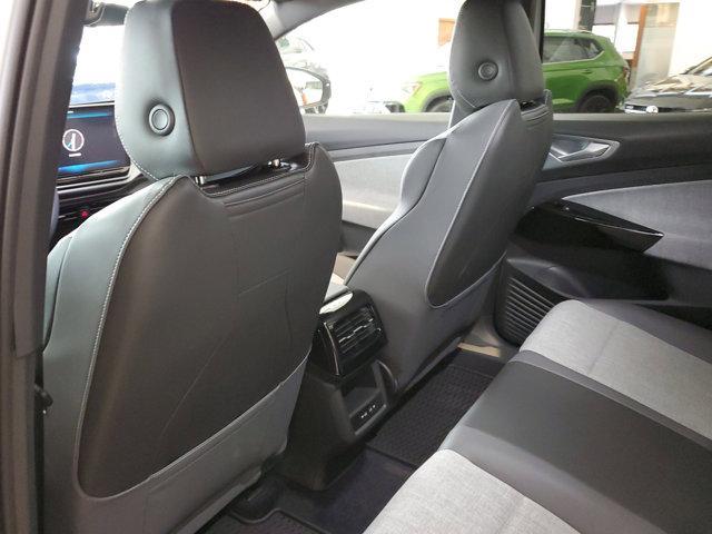 new 2025 Volkswagen ID.4 car