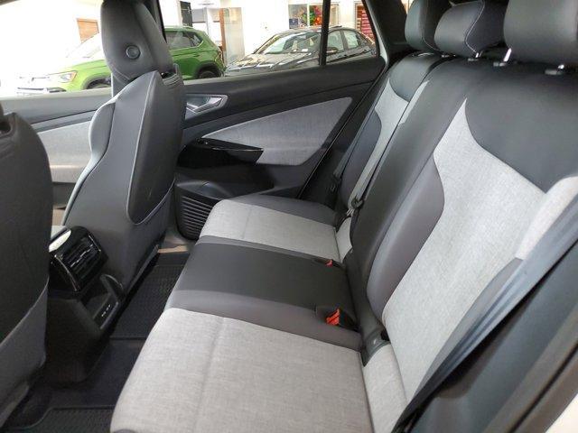new 2025 Volkswagen ID.4 car