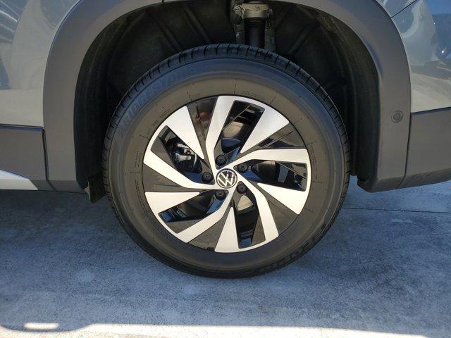 new 2025 Volkswagen Tiguan car
