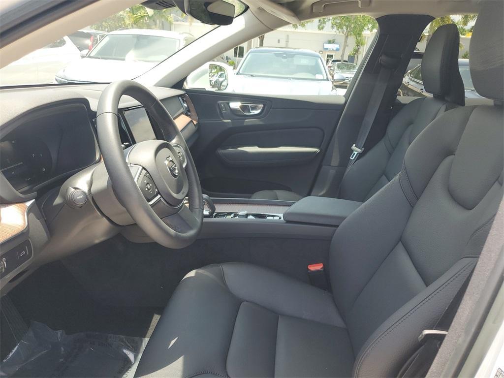 used 2022 Volvo XC60 car, priced at $34,788