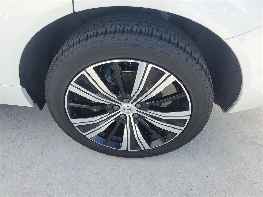 used 2023 Volvo XC60 car, priced at $38,288