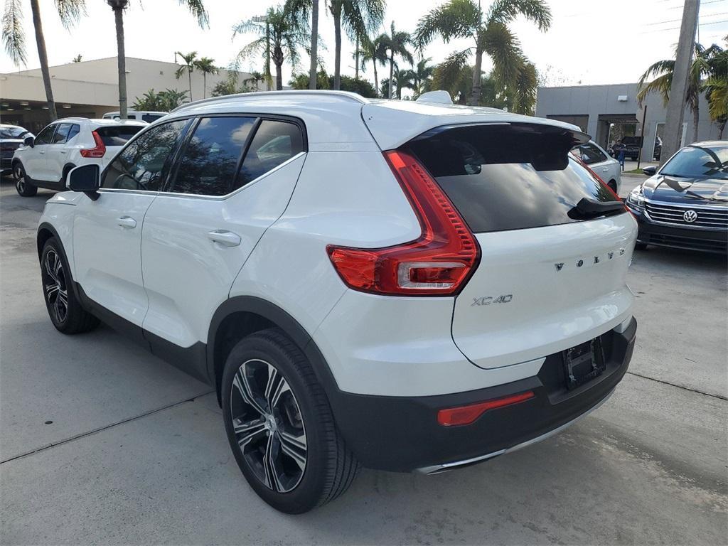 used 2020 Volvo XC40 car, priced at $25,488