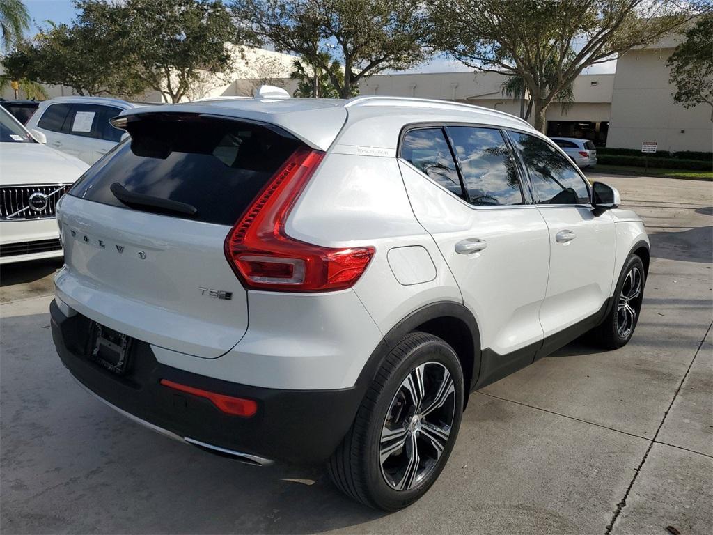 used 2020 Volvo XC40 car, priced at $25,488