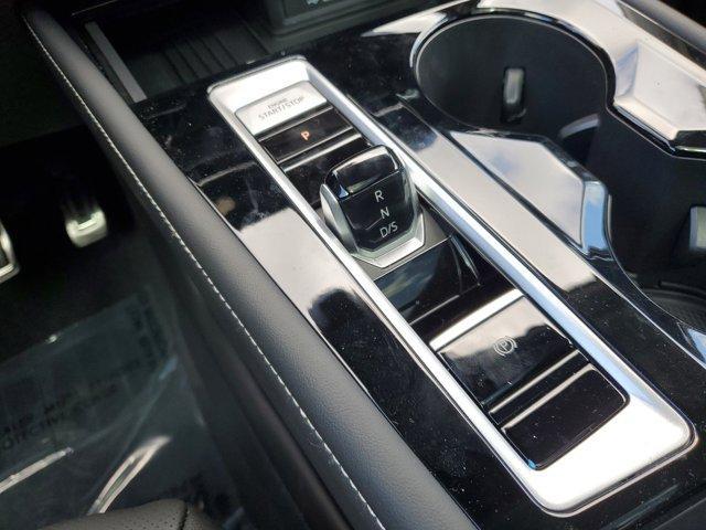 new 2025 Volkswagen Atlas car, priced at $51,873