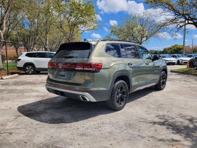 new 2025 Volkswagen Atlas car, priced at $49,020