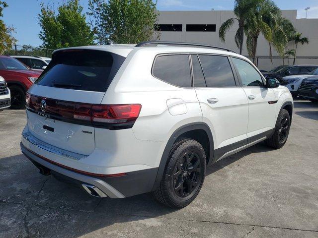 new 2024 Volkswagen Atlas car, priced at $48,380