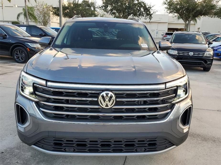 used 2024 Volkswagen Atlas car, priced at $35,977