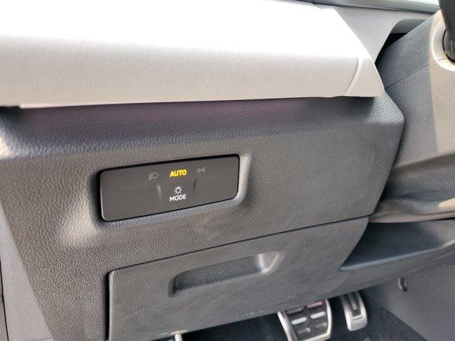 new 2025 Volkswagen Tiguan car, priced at $36,063
