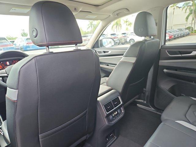 new 2025 Volkswagen Atlas car, priced at $46,539