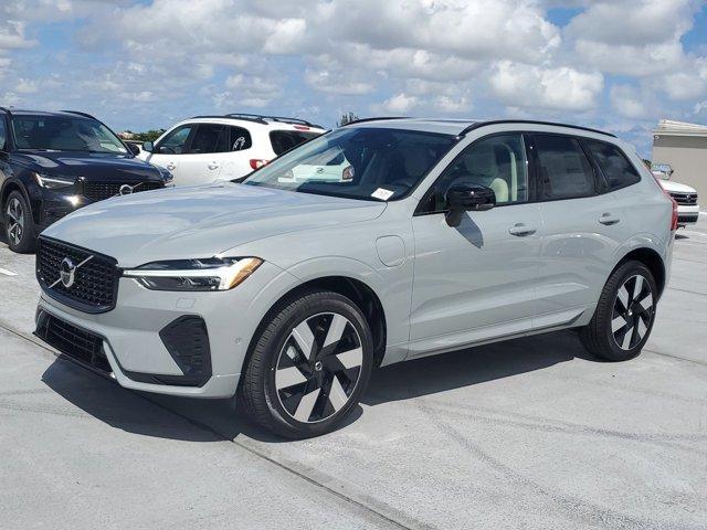 new 2025 Volvo XC60 Plug-In Hybrid car, priced at $66,235