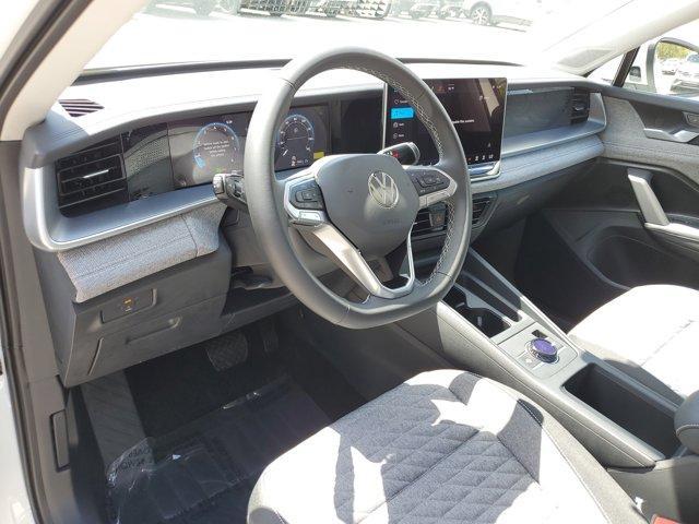 new 2025 Volkswagen Tiguan car, priced at $31,180