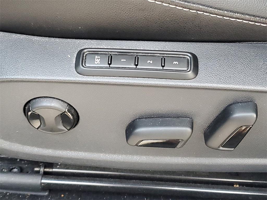 used 2022 Volkswagen Jetta car, priced at $19,777