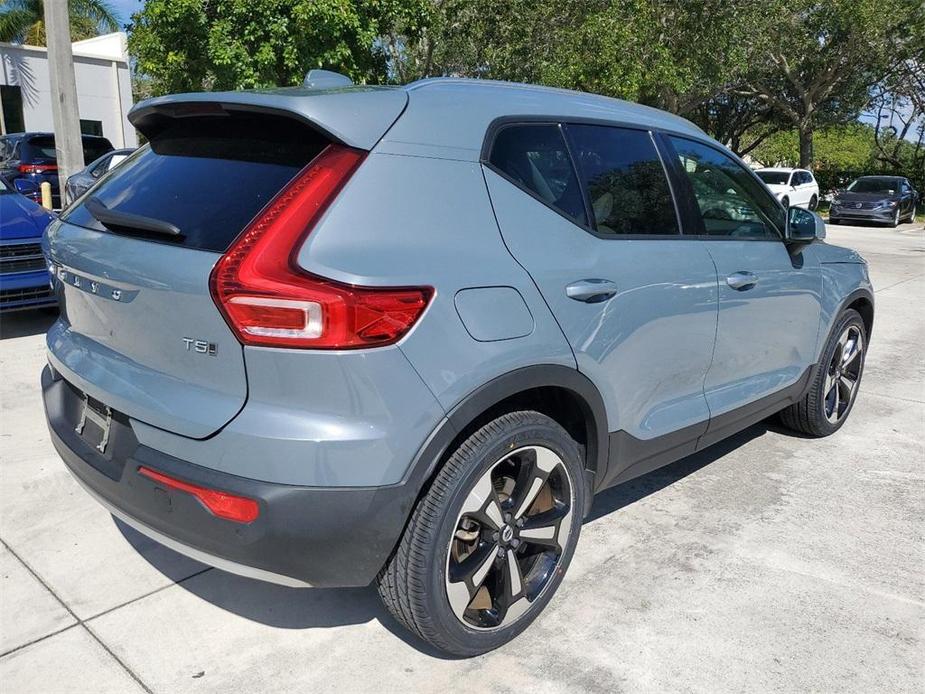 used 2022 Volvo XC40 car, priced at $31,888