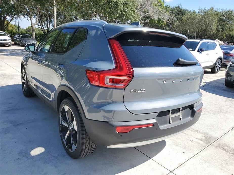 used 2022 Volvo XC40 car, priced at $31,888