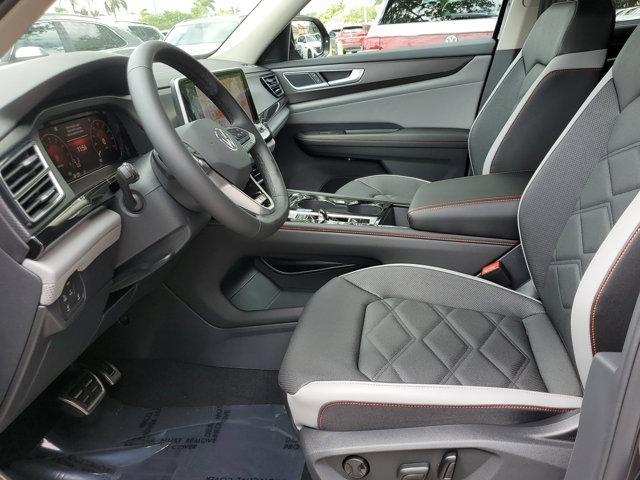 new 2025 Volkswagen Atlas car, priced at $47,137