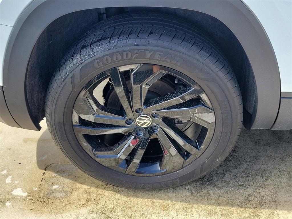 used 2023 Volkswagen Atlas car, priced at $31,577