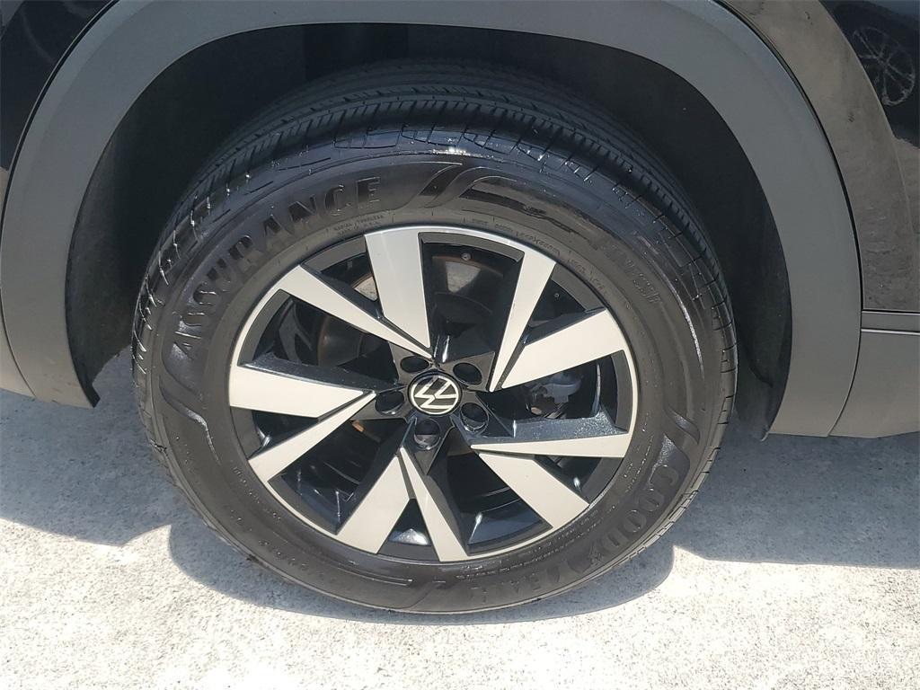 used 2023 Volkswagen Atlas Cross Sport car, priced at $26,977