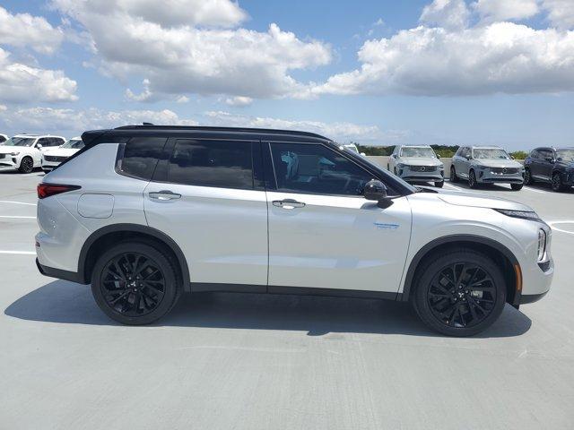 new 2025 Mitsubishi Outlander car, priced at $51,330
