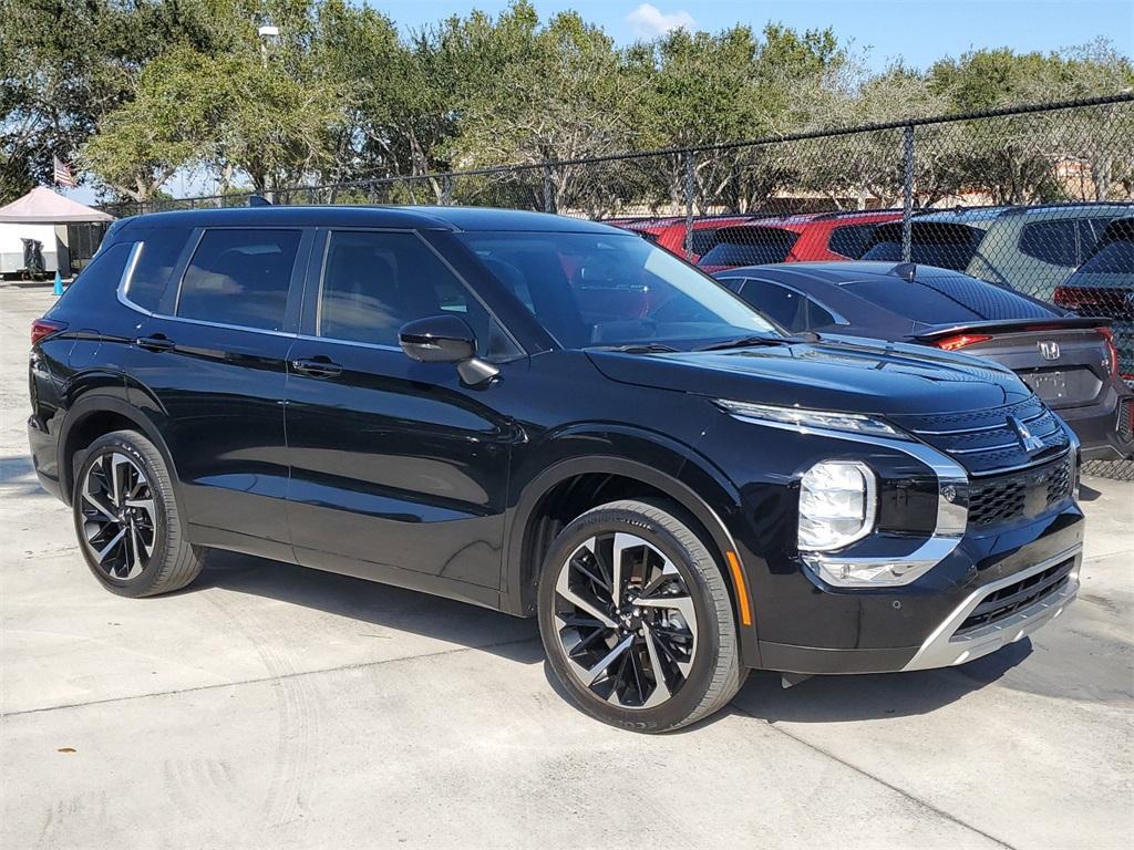 used 2022 Mitsubishi Outlander car, priced at $23,788