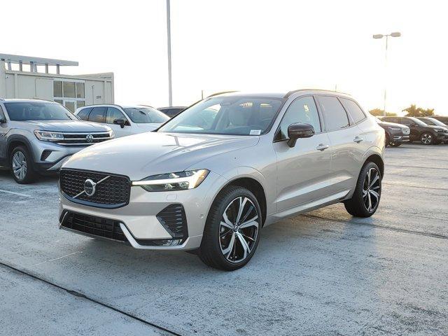 new 2025 Volvo XC60 car, priced at $60,635