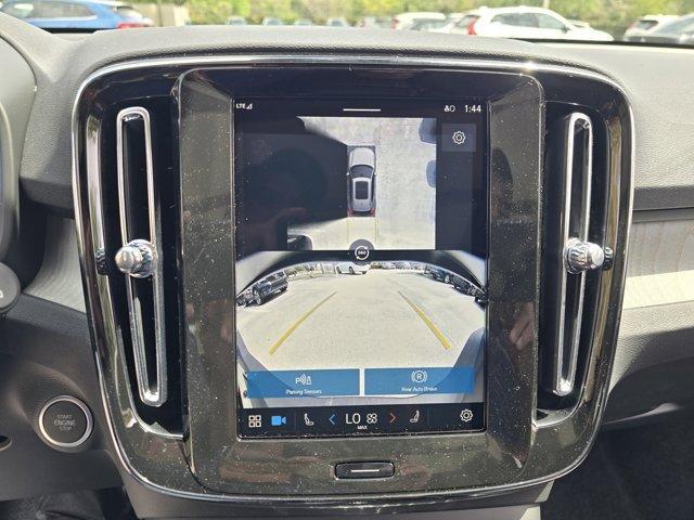 new 2025 Volvo XC40 car, priced at $51,695