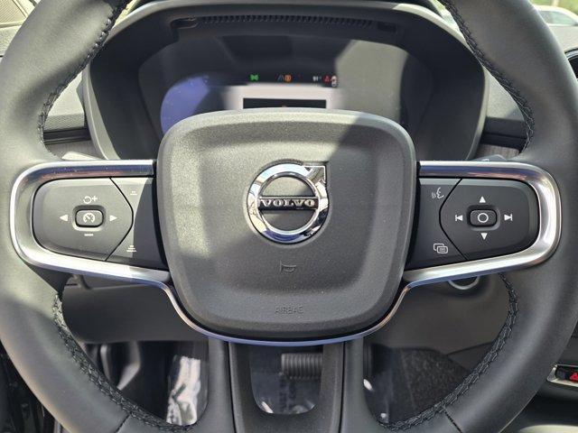 new 2025 Volvo XC40 car, priced at $51,695