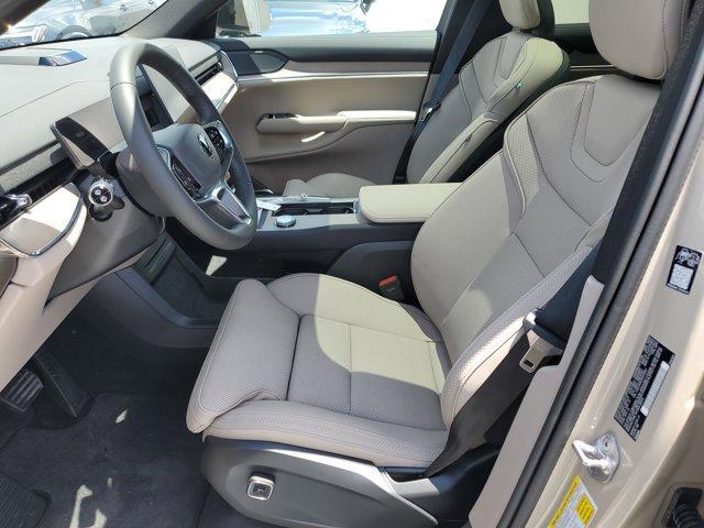 new 2025 Volvo EX90 car, priced at $86,075