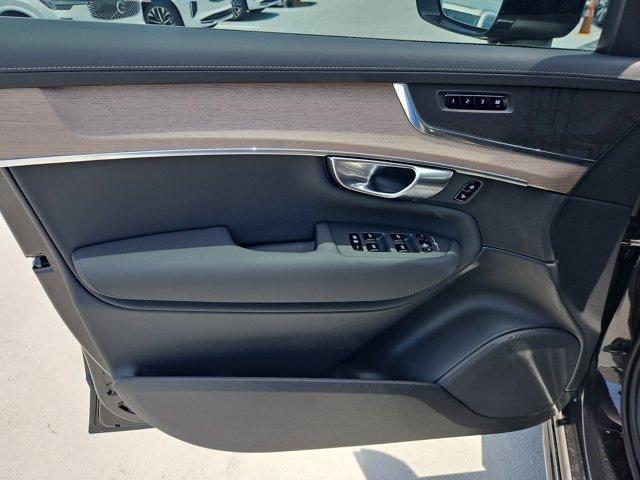 new 2025 Volvo XC90 car, priced at $63,108